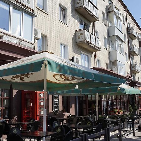 Apartment On Kniaziv Koriatovychiv คาเมียเนตส์-โปดิลสกี ภายนอก รูปภาพ