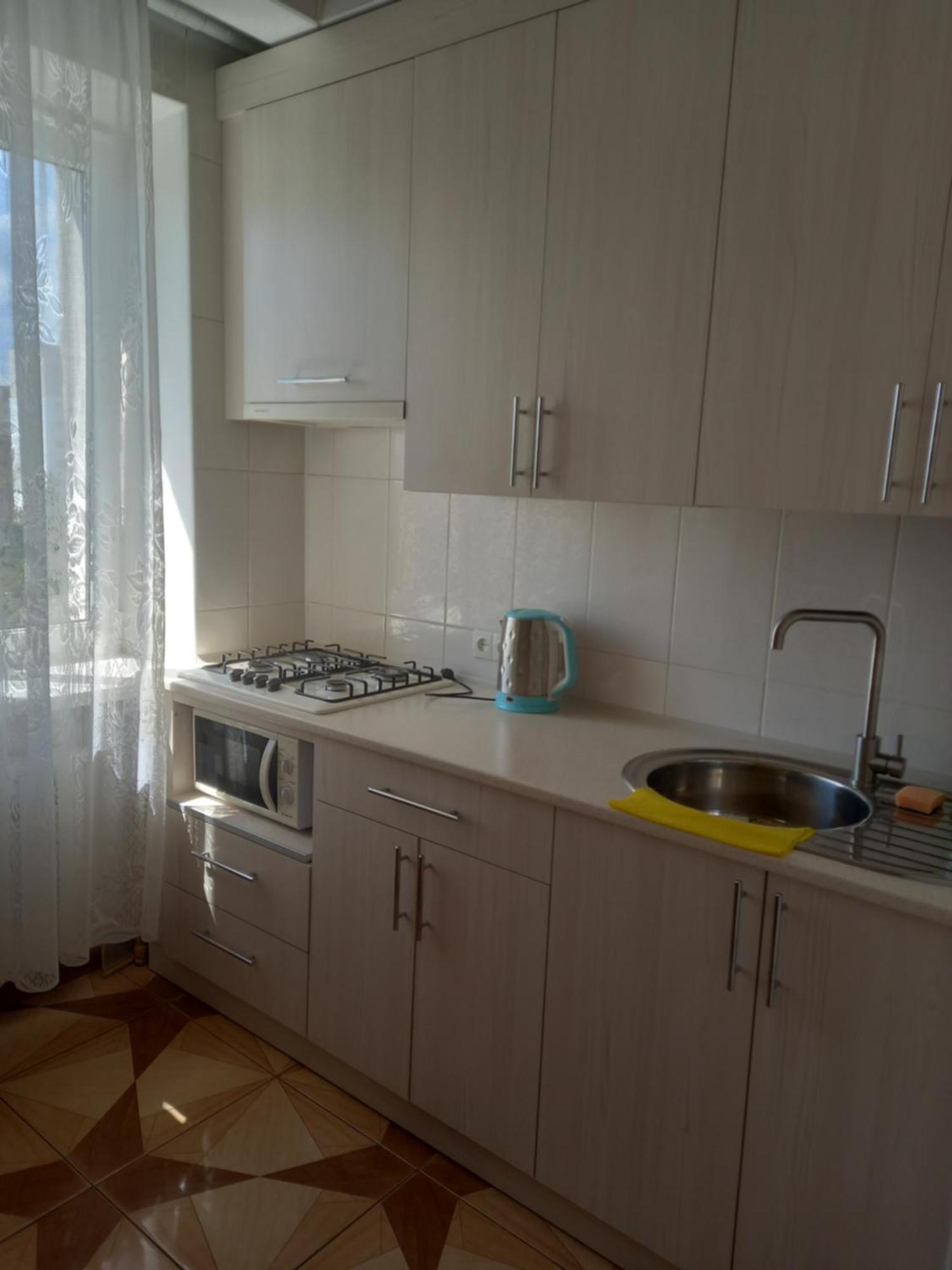 Apartment On Kniaziv Koriatovychiv คาเมียเนตส์-โปดิลสกี ภายนอก รูปภาพ